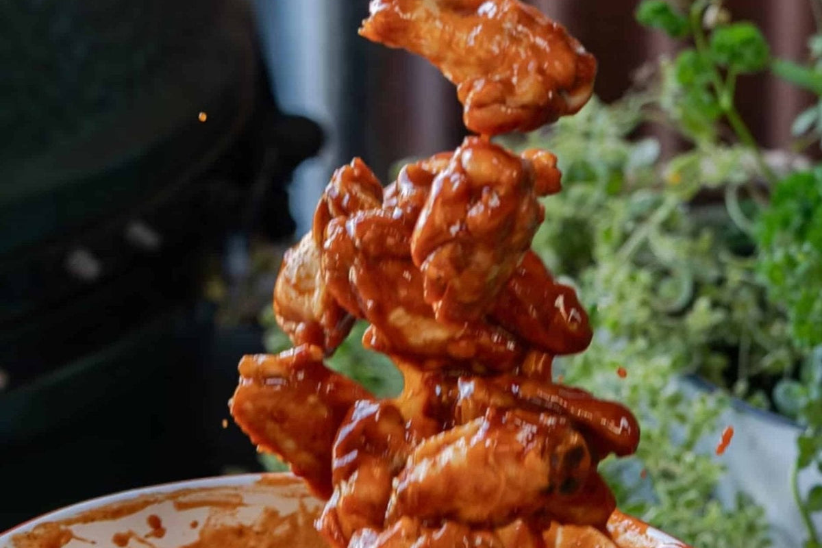 Ed's Famous Chicken Wings - Big Green Egg