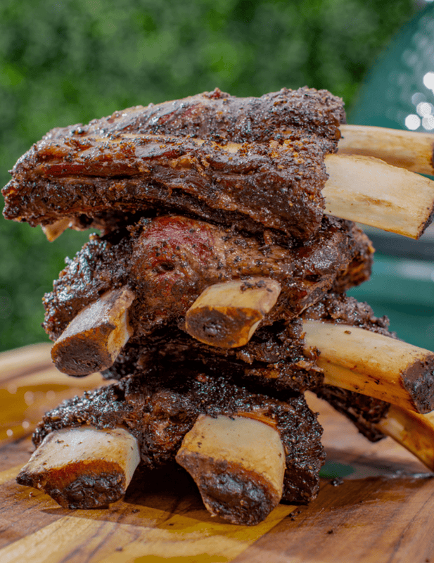 Kamado Smoked Beef Short Ribs With Coffee BBQ Rub - Big Green Egg