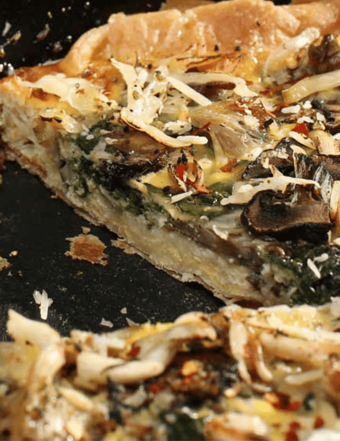 Mushroom and Spinach Quiche - Big Green Egg